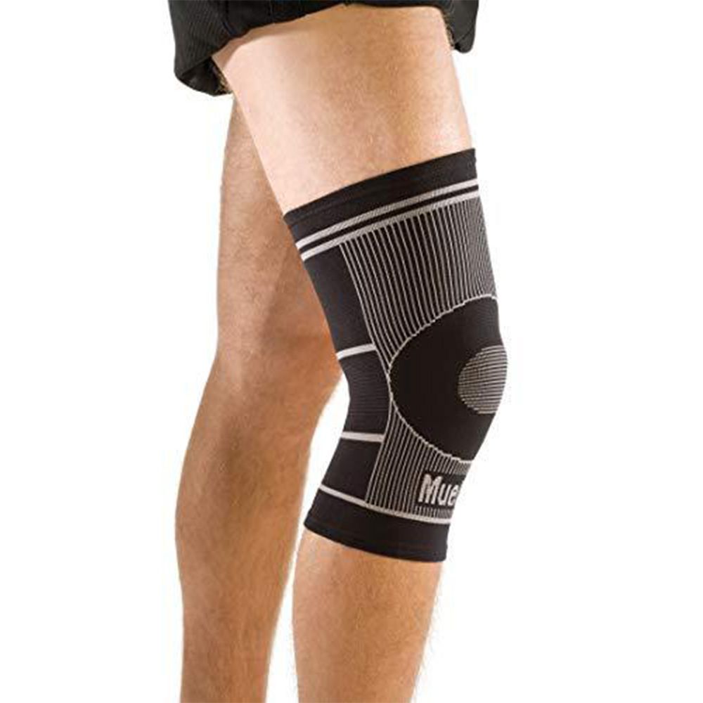 Mueller 4-Way Stretch Knee Support S/M - Easy Pharmacy LLC
