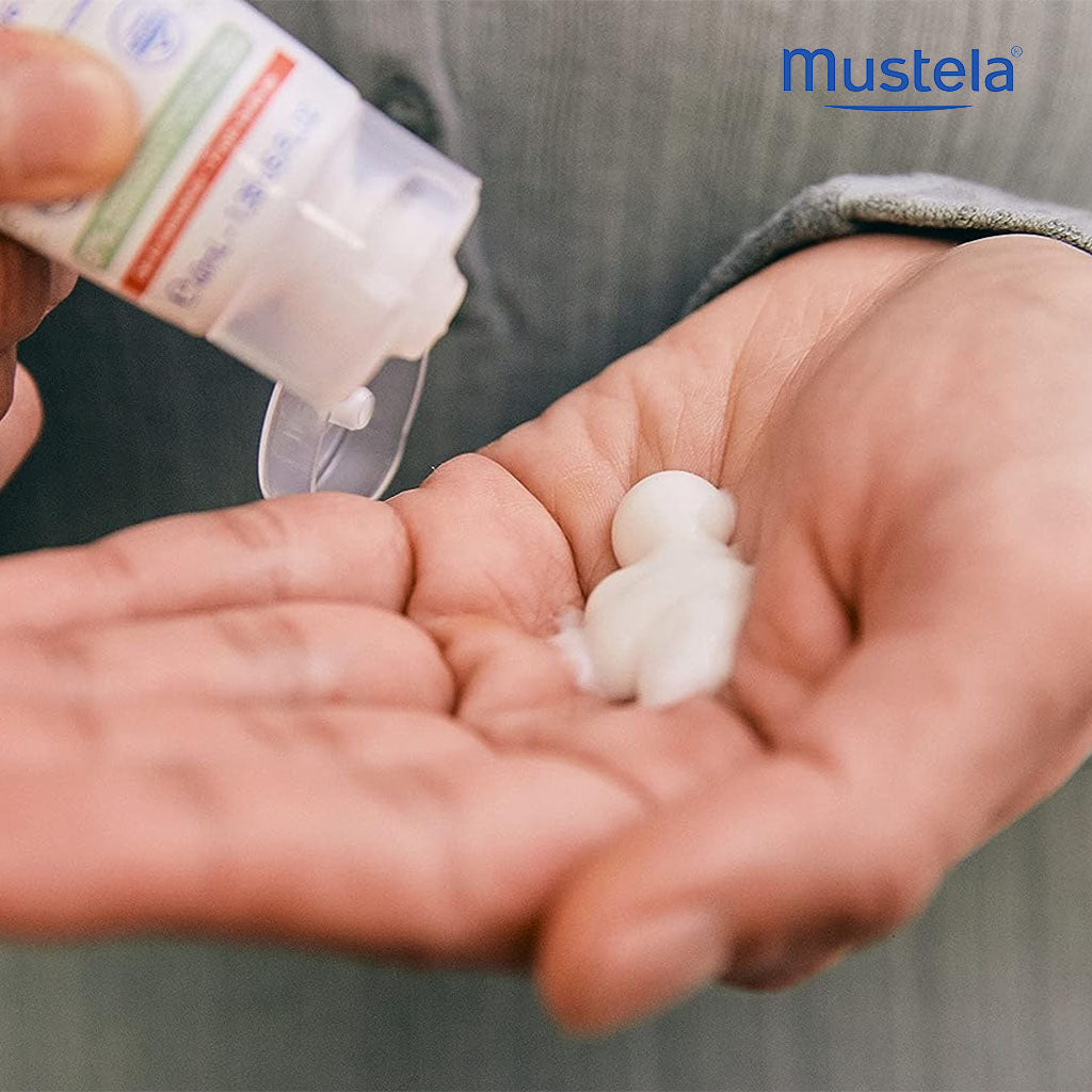 Mustela Baby Soothing Moisturising Face Cream For Sensitive Skin, Fragrance-Free 40ml - Easy Pharmacy LLC