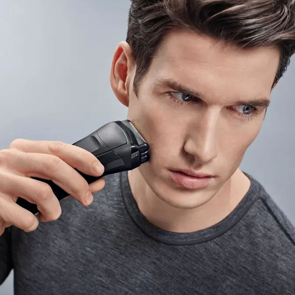 Braun Series 3 Pro Skin 300s Shaver - Easy Pharmacy LLC