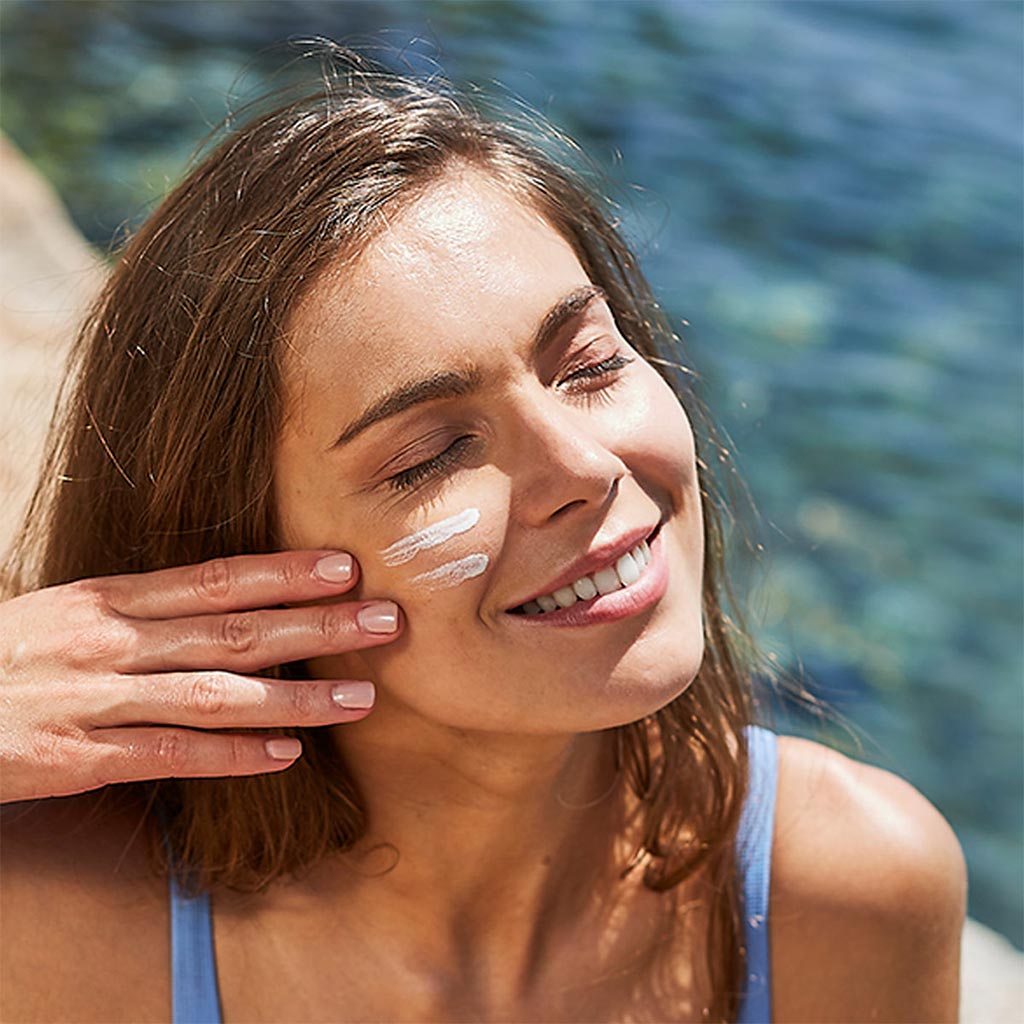 Isdin Fotoprotector Fusion Water SPF50+ 50 mL - Easy Pharmacy LLC