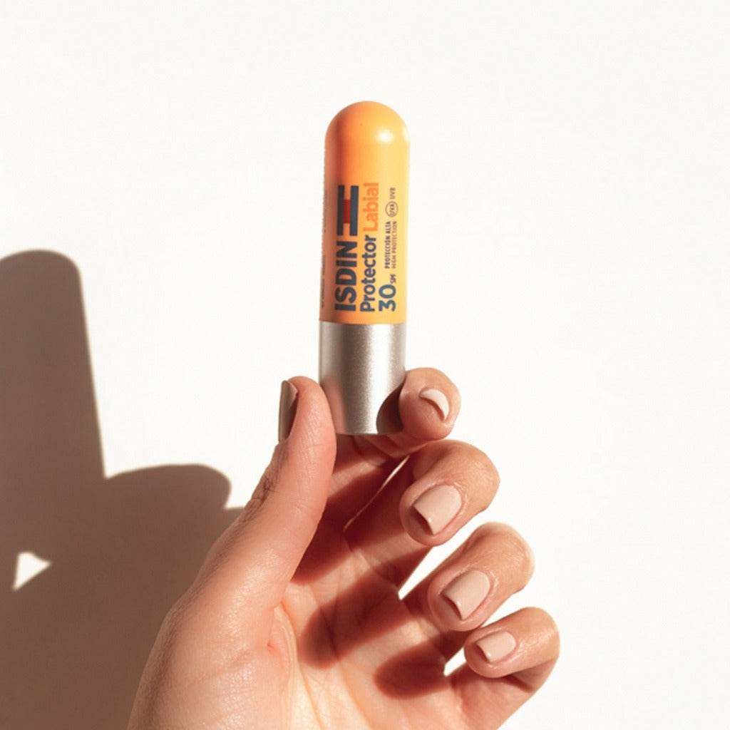 Isdin Protector Labial SPF30 Lip Balm 4 g - Easy Pharmacy LLC