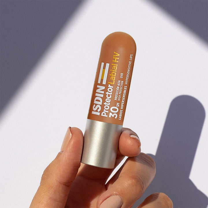 Isdin Protector Labial HV Lip Balm 4 g - Easy Pharmacy LLC