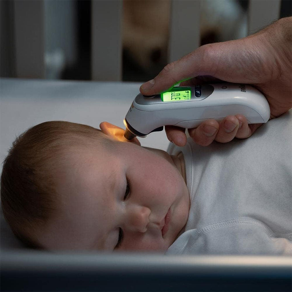 Braun Thermoscan 7+ Ear Thermometer with Age Precision and Night Mode IRT6525 - Easy Pharmacy LLC