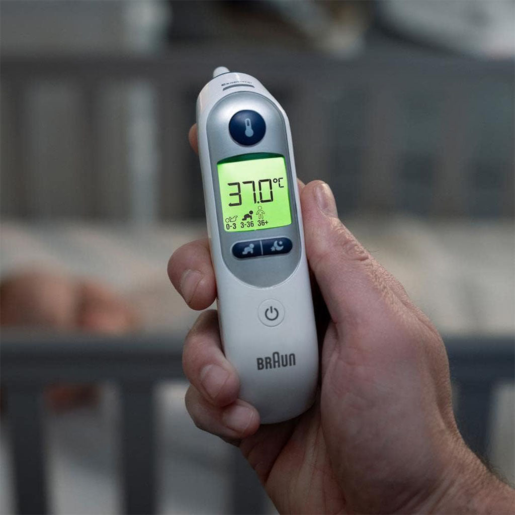 Braun Thermoscan 7+ Ear Thermometer with Age Precision and Night Mode IRT6525 - Easy Pharmacy LLC