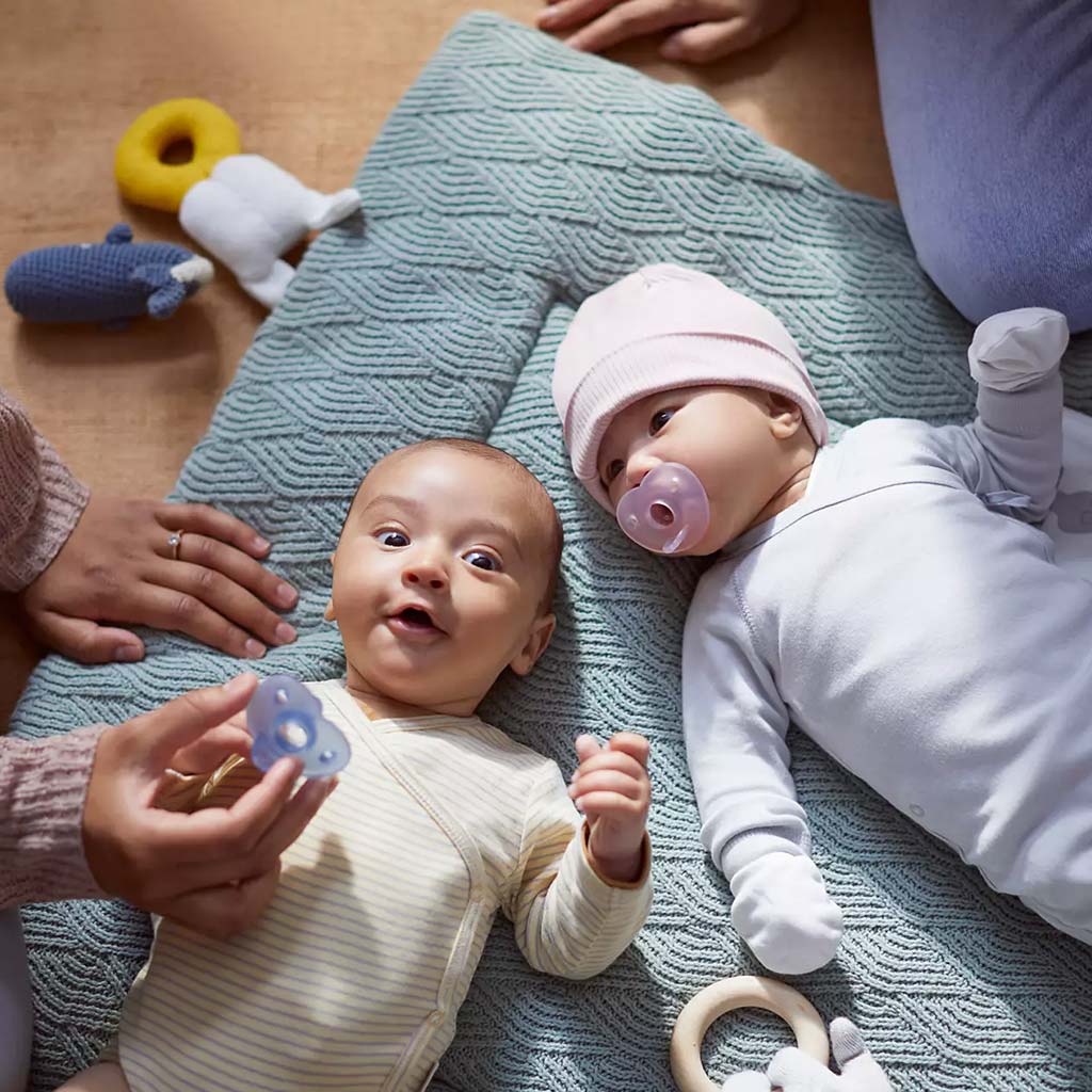 Philips Avent Curved Soothie Silicone Pacifiers For 0-6 Month Baby Mixed, Pack of 2's Assorted SCF099/20 - Easy Pharmacy LLC