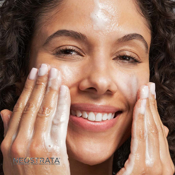 Neostrata Resurface Foaming Exfoliating Glycolic Face Wash 125ml - Easy Pharmacy LLC