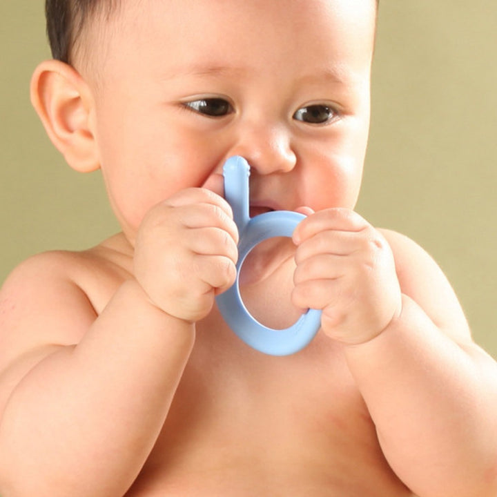 Comotomo Easy To Grab Silicone Baby Teether Blue - Easy Pharmacy LLC
