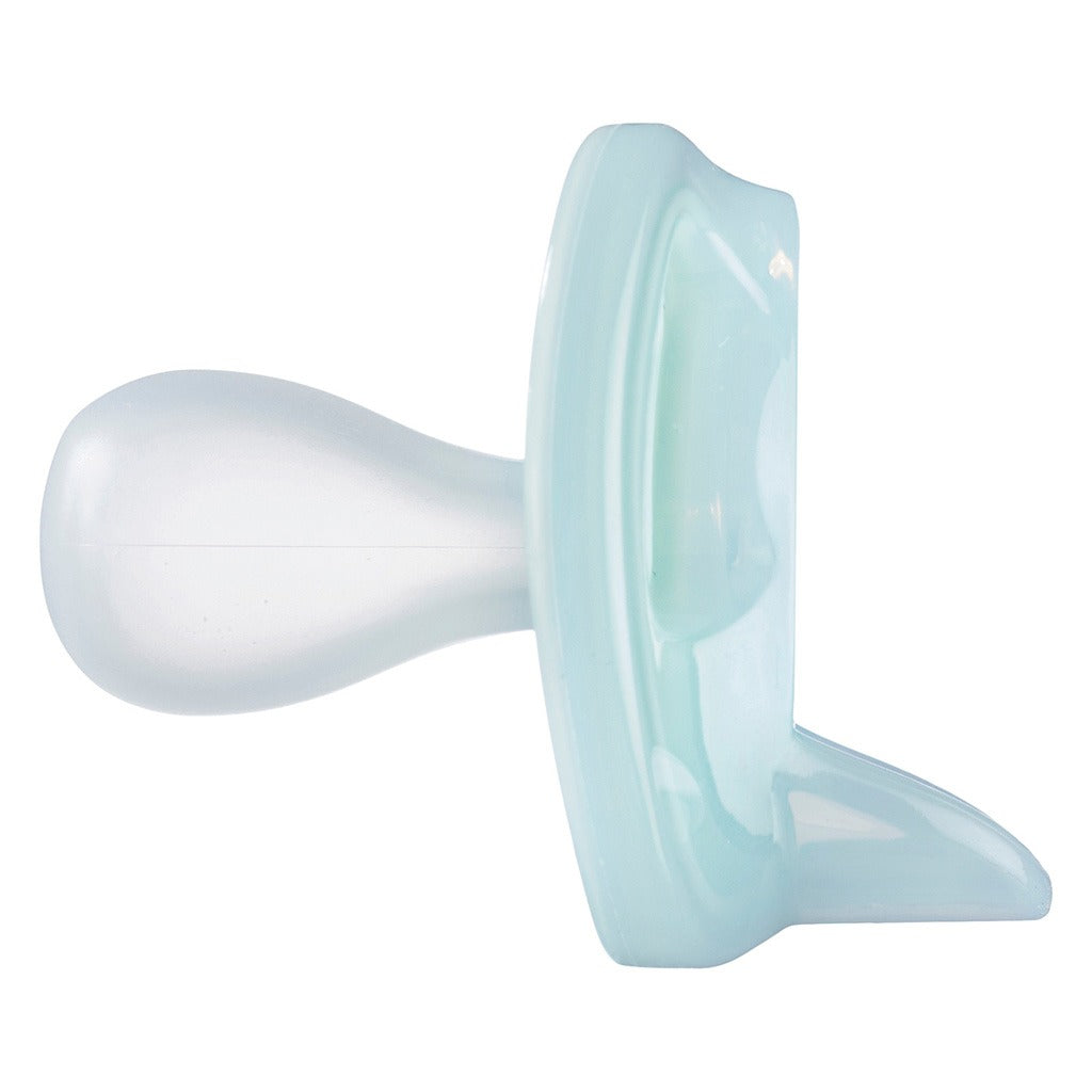 Tommee Tippee Ultra-Light Silicone Soother For 0-6 Months, Pack of 2's - Easy Pharmacy LLC