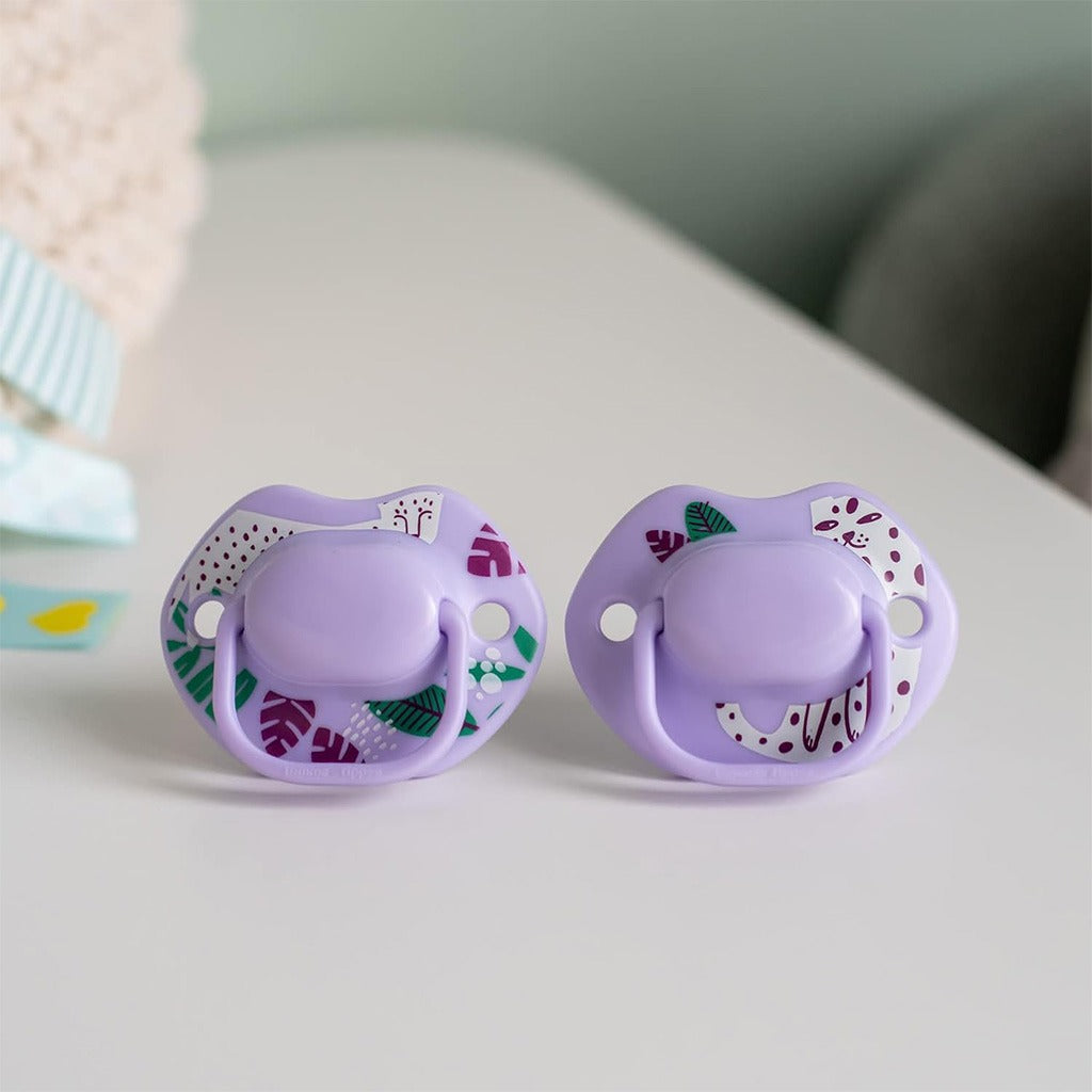 Tommee Tippee Moda Soother In Purple Color For 6-18 Months Infant, Pack of 2's - Easy Pharmacy LLC