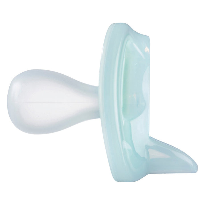 Tommee Tippee Ultralight Super Orthodontic Soft Silicone Baby Soother For 0 To 6 Months - Green/White, Pack of 2’s - Easy Pharmacy LLC