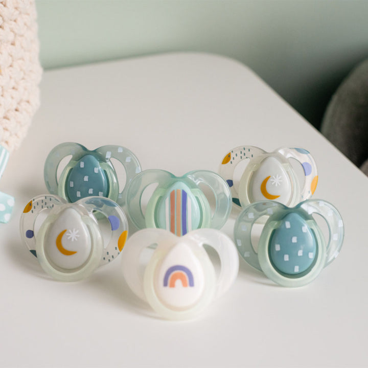 Tommee Tippee Nighttime Baby Soother For 6 To 18 Months - Multi Color, Pack of 6’s - Easy Pharmacy LLC