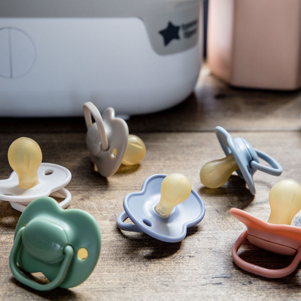 Tommee Tippee Closer To Nature Breast Like Baby Soother For 0-6 Months, Pack of 4's - Easy Pharmacy LLC