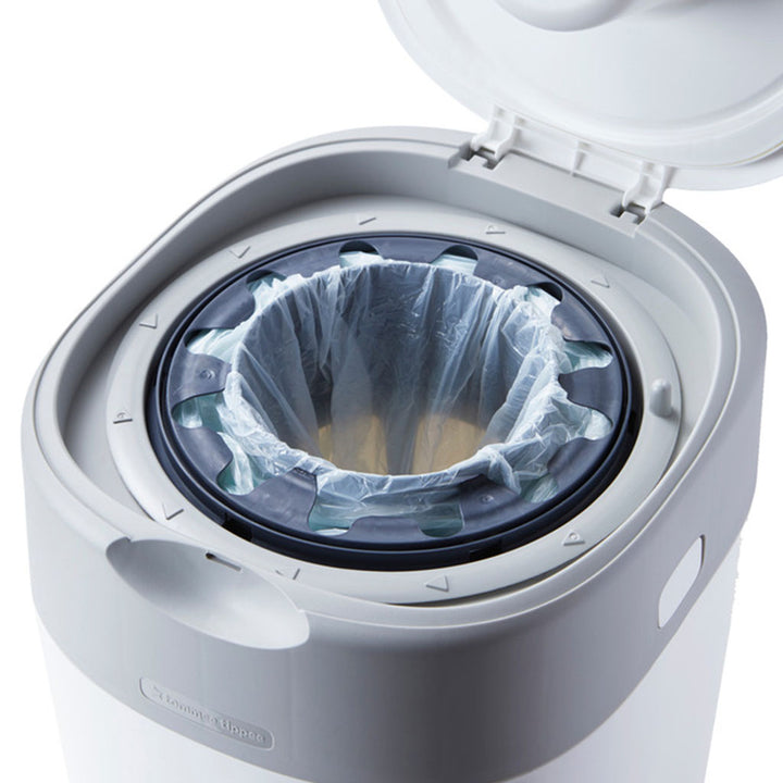 Tommee Tippee Twist & Click Sangenic Universal Refill Cassette For Nappy Disposal, Pack of 12’s - Easy Pharmacy LLC