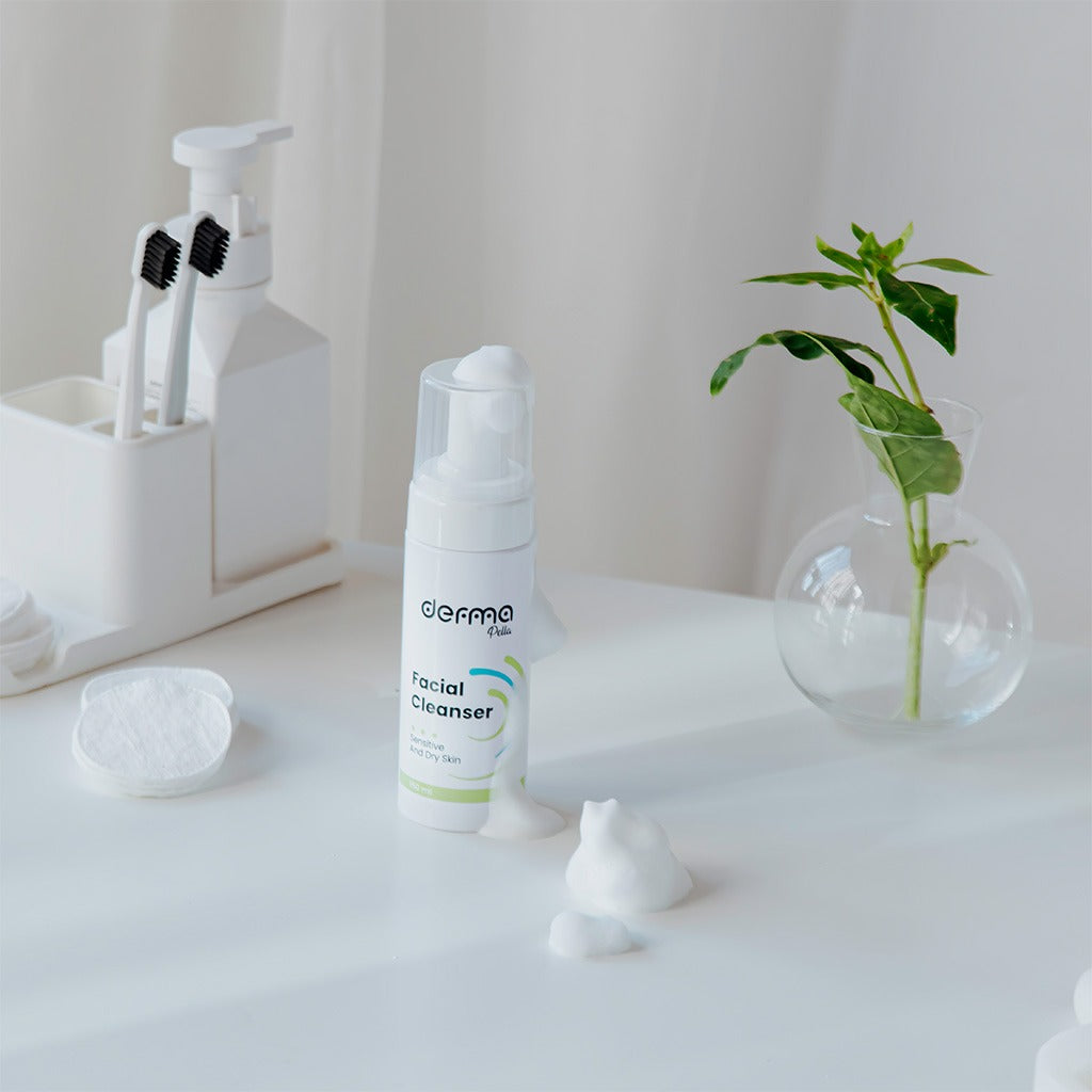Derma Pella Facial Cleanser With Aloe Vera For Sensitive & Dry Skin 150ml - Easy Pharmacy LLC