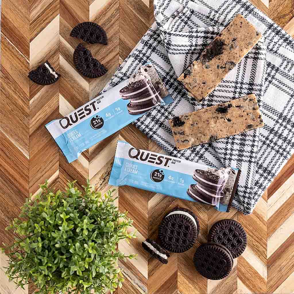 Quest Nutrition Cookies & Cream Flavoured Protein Bar 60g, Pack of 12's - Easy Pharmacy LLC